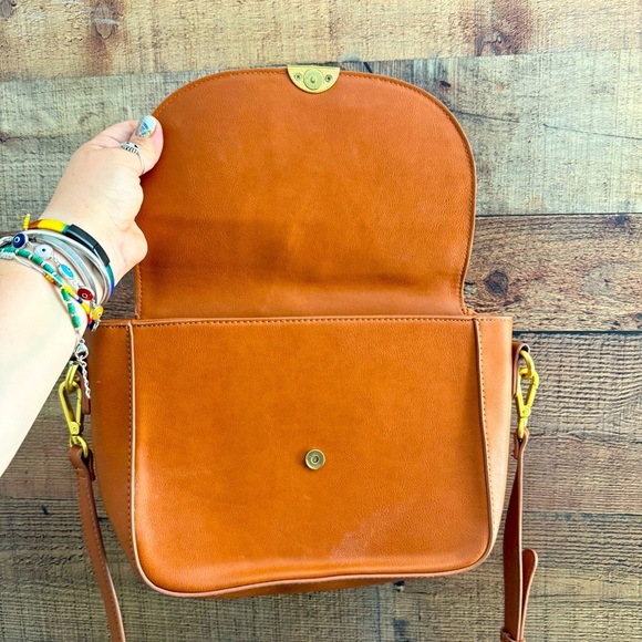 Fawn Designs Print Holliday Collection The Oversized Croissant Bag - Picture 8 of 12